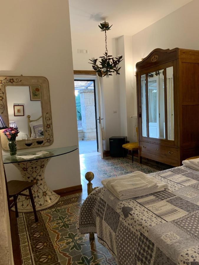 コラート Farm Agriturismo Masseria Chiusurellaヴィラ エクステリア 写真